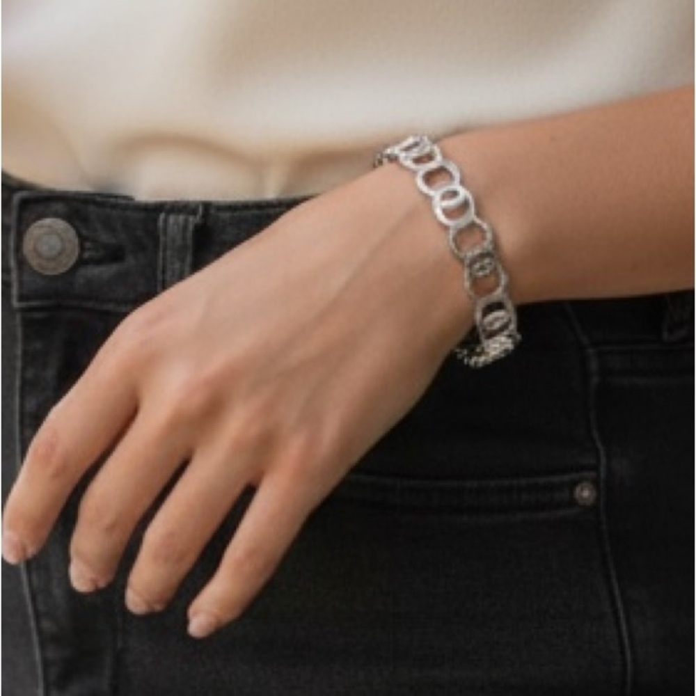 Classic designer Stainless steel Silver-tone link bangle bracelet NEW